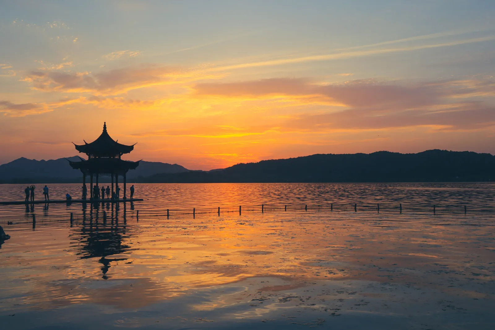 West Lake & Hangzhou Cultural Touring