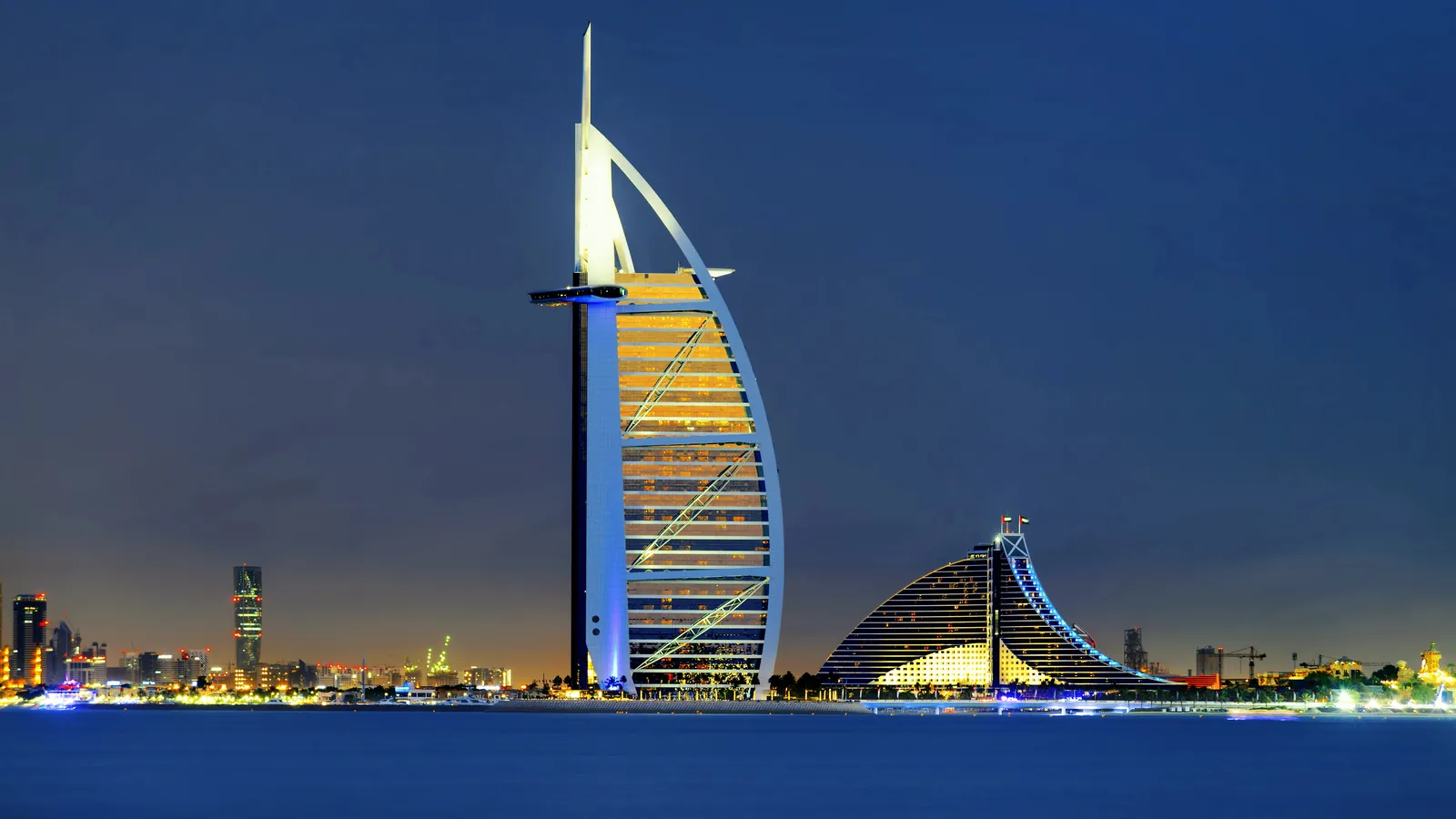 Dubai luxury hotel and skyline