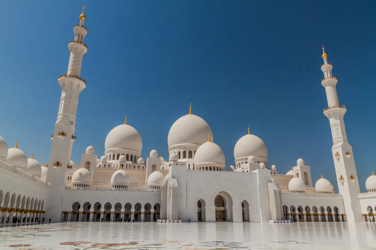 Abu Dhabi city tour