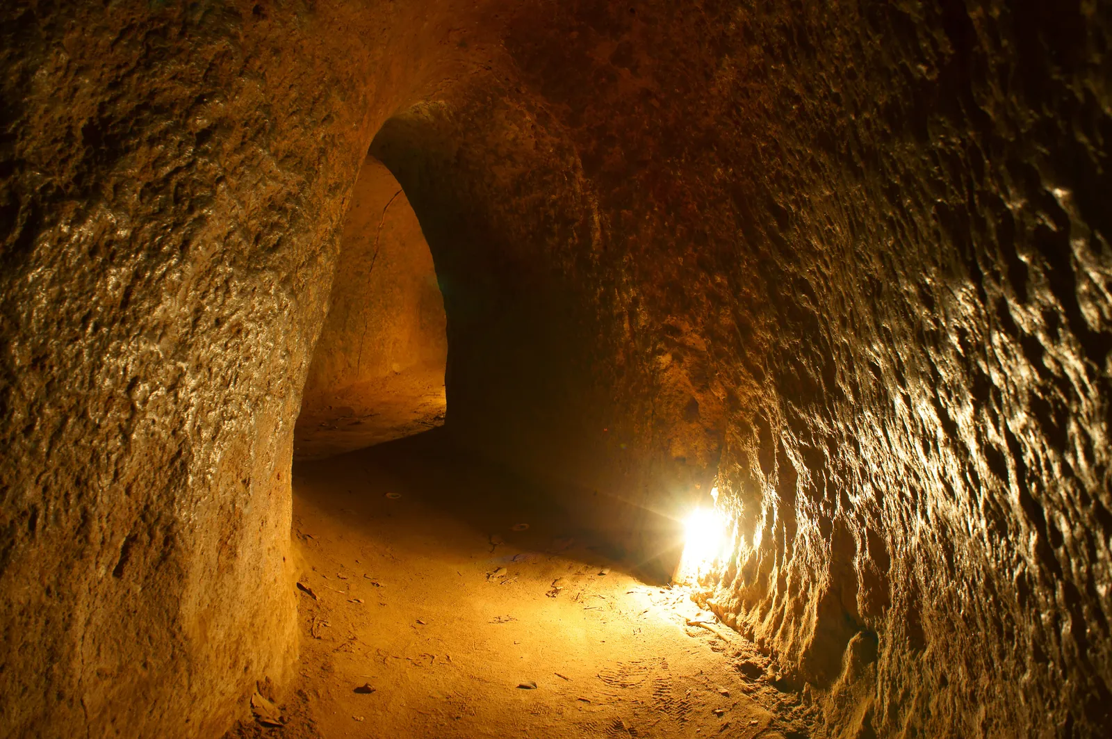 Cu Chi Tunnels & Ho Chi Minh City Highlights