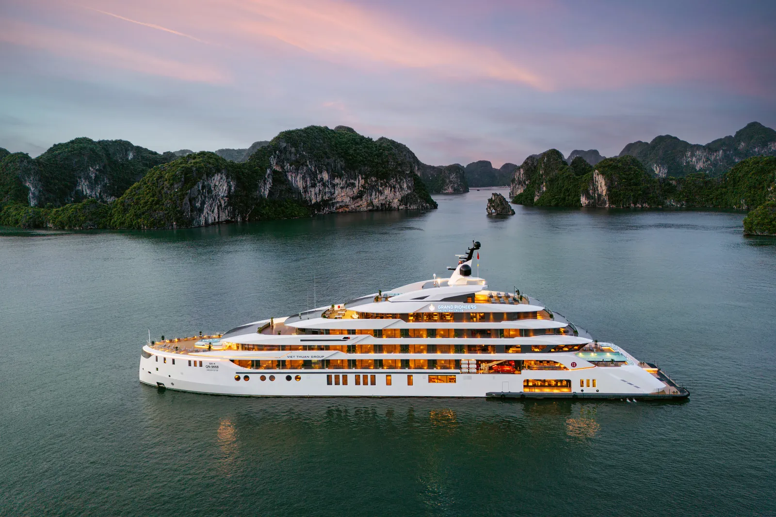 Hanoi to Ha Long Bay Cruise