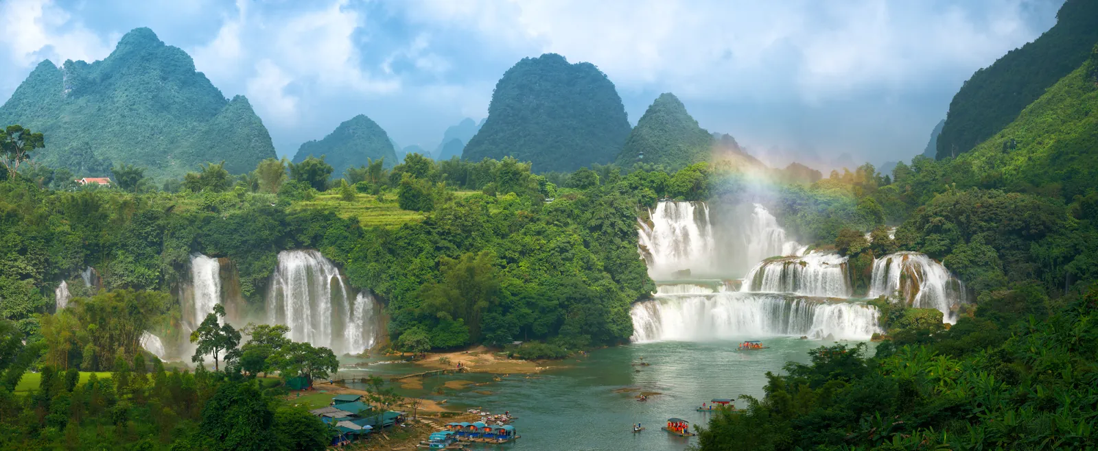 Ninh Binh Scenic Day